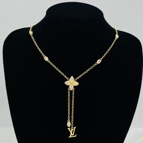 Crystal Clover Lariat Necklace